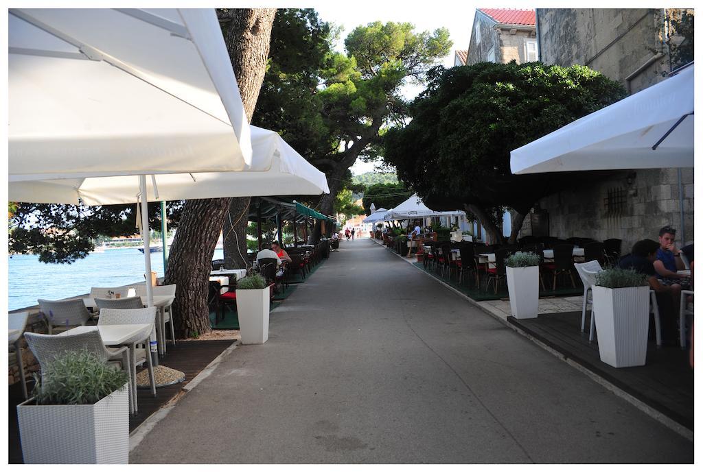 Guest House City Center Korčula Esterno foto