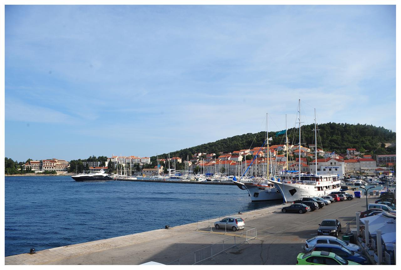 Guest House City Center Korčula Esterno foto